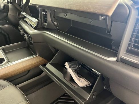 New 2026 Chevrolet Silverado 2500 High Country w/ High Country Premium Package AWD/4WD image 24