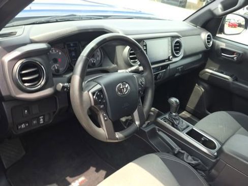 Used 2023 Toyota Tacoma TRD Sport w/ Technology Package AWD/4WD image 12
