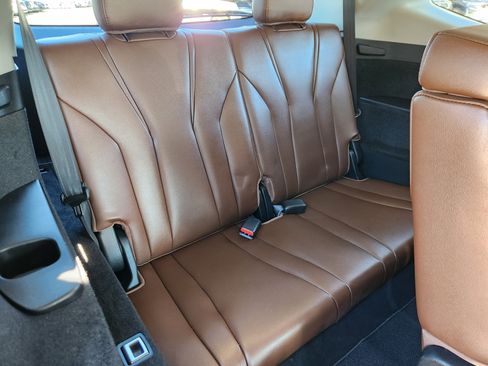 Used 2023 Acura MDX SH-AWD w/ Technology Package image 17