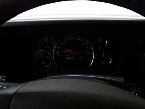 Used 2014 Chevrolet Express 3500 LT w/ LT Preferred Equipment Group RWD image 12