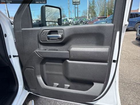 Used 2024 GMC Sierra 2500 Pro w/ Convenience Package AWD/4WD image 43
