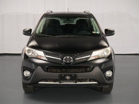 Used 2015 Toyota RAV4 XLE AWD/4WD image 5