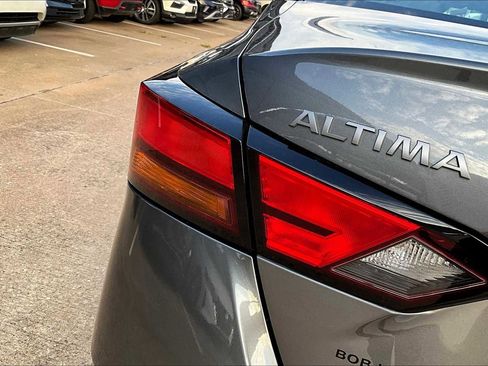 New 2025 Nissan Altima 2.5 S image 14