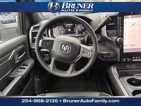 New 2026 RAM 3500 Laramie AWD/4WD image 17