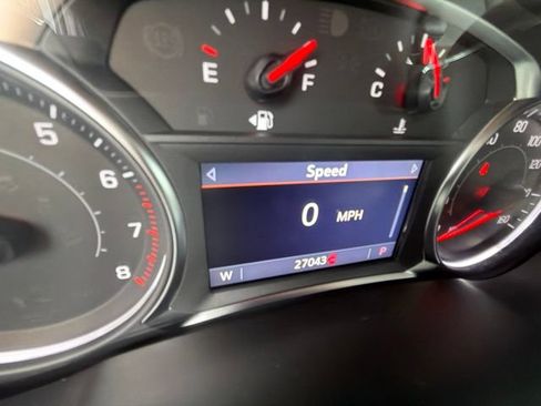 Used 2025 Chevrolet Blazer LT AWD/4WD image 13