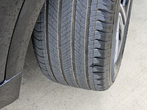 Used 2024 Cadillac Lyriq Luxury w/ LPO, Floor Liner Package image 13