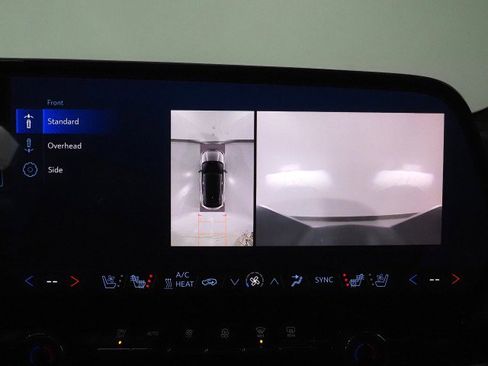 Used 2025 Chevrolet Blazer EV RS image 32