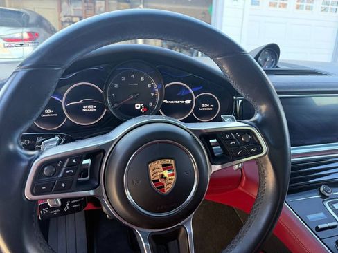 Used 2018 Porsche Panamera 4S AWD/4WD image 5