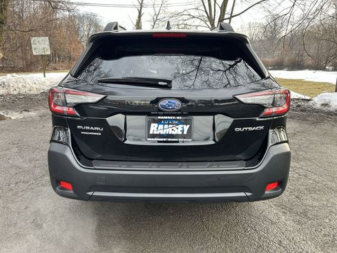 Certified 2025 Subaru Outback Premium image 7