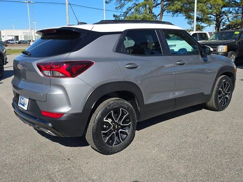 Used 2023 Chevrolet TrailBlazer ACTIV w/ Convenience Package image 5