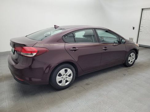 Used 2017 Kia Forte LX FWD image 10