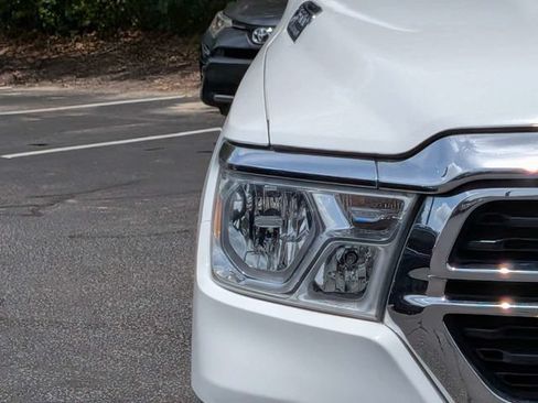 Used 2024 RAM 1500 Big Horn AWD/4WD image 11