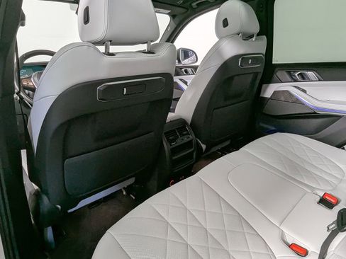 Used 2025 BMW X5 xDrive40i w/ Premium Package AWD/4WD image 48