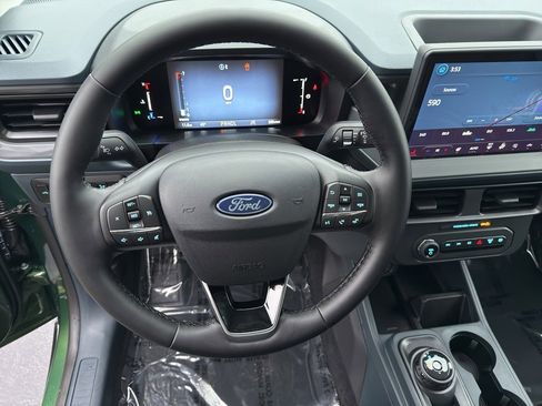 New 2025 Ford Maverick XLT w/ XLT Luxury Package image 18