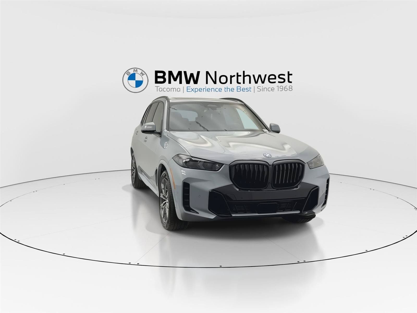 New 2026 BMW X5 xDrive50e w/ M Sport Package AWD/4WD image 7