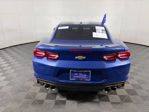 Used 2021 Chevrolet Camaro LT image 6