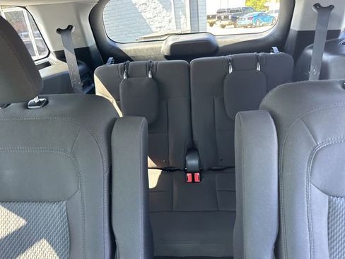Used 2024 Ford Explorer XLT AWD/4WD image 21