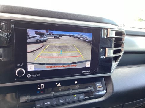 Used 2024 Toyota Tundra SR5 AWD/4WD image 18