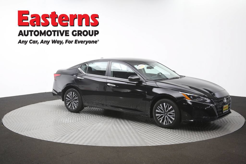 Used 2023 Nissan Altima 2.5 SV AWD/4WD image 49