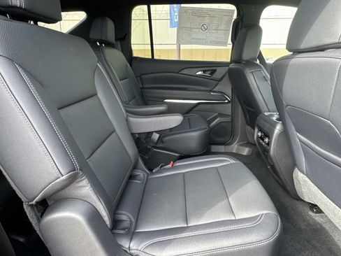 New 2026 Chevrolet Traverse LT w/ Driver Confidence Package image 9