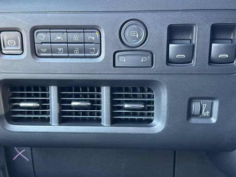 Used 2023 Chevrolet Brightdrop 600 w/ Active Safety Package 2 AWD/4WD image 28