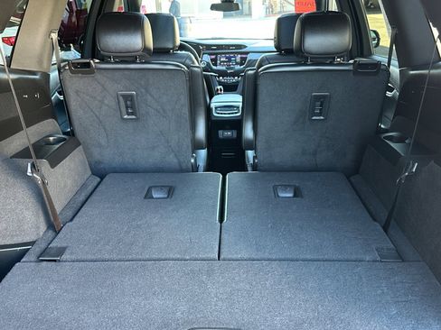 Certified 2024 Cadillac XT6 Premium Luxury image 18