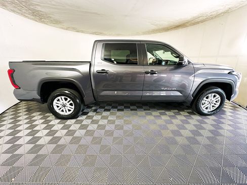 Used 2025 Toyota Tundra SR5 w/ SR5 Convenience Package AWD/4WD image 2