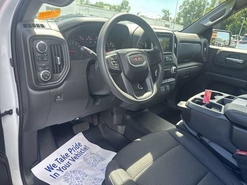 Used 2025 GMC Sierra 1500 Pro w/ Pro Value Package AWD/4WD image 10