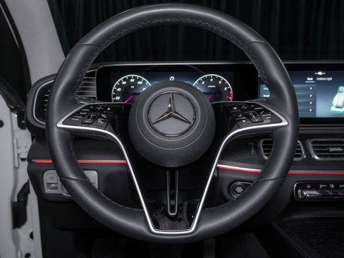 Certified 2025 Mercedes-Benz GLE 350 350 4MATIC&reg; SUV image 21