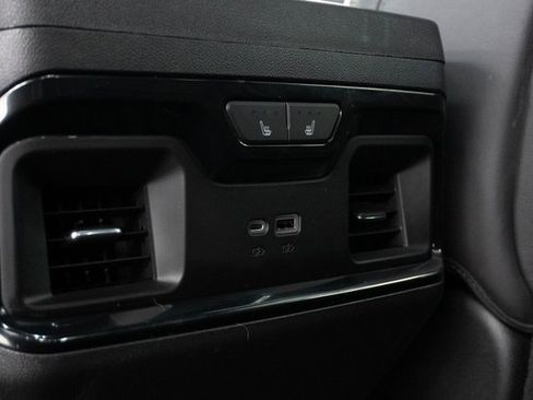 Used 2022 GMC Sierra 1500 AT4X image 27