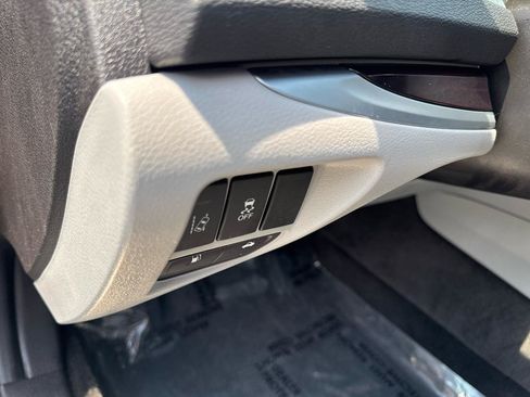 Used 2016 Acura TLX V6 SH-AWD w/ Technology Pkg image 30