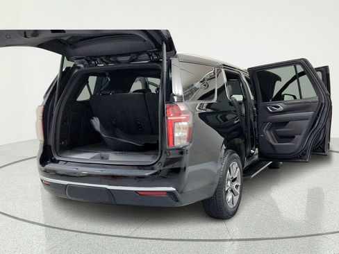 Used 2023 Chevrolet Tahoe LT w/ Luxury Package AWD/4WD image 12