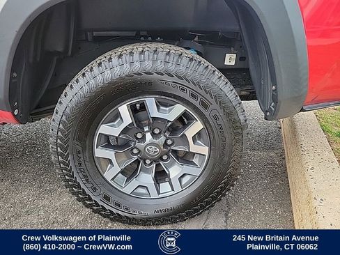 Used 2019 Toyota Tacoma TRD Off-Road image 21
