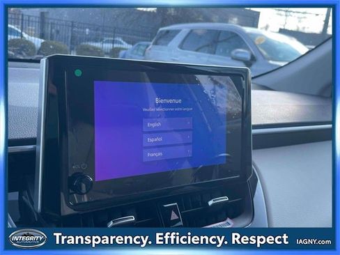 Certified 2023 Toyota Corolla Cross XLE image 28