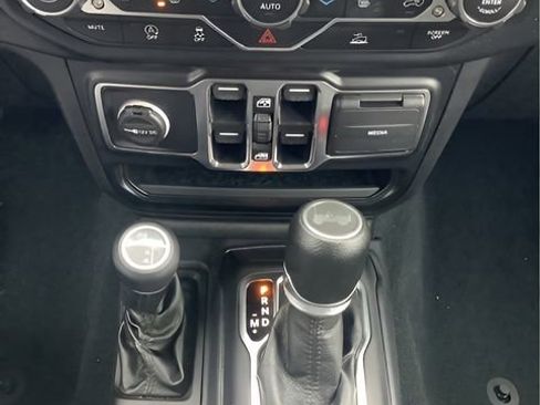 Certified 2022 Jeep Wrangler Unlimited Sport image 24