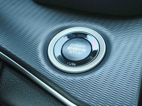 New 2025 Jeep Grand Cherokee Altitude image 27