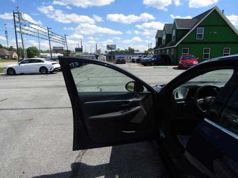 Used 2020 Hyundai Sonata SEL Plus w/ Tech Package FWD image 10