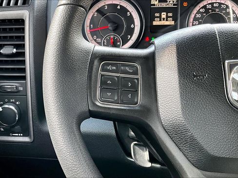 Used 2018 RAM 2500 Tradesman w/ Chrome Appearance Group image 28