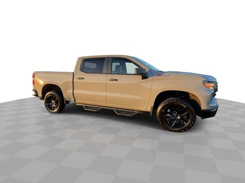 Certified 2024 Chevrolet Silverado 1500 Custom Trail Boss w/ LPO, Dark Essentials Package image 3