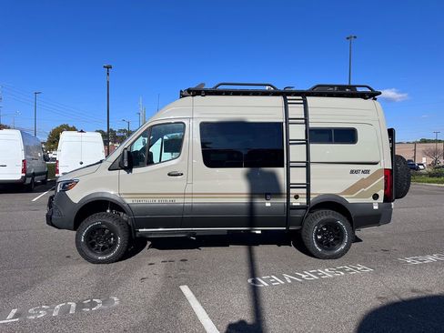 New 2025 Mercedes-Benz Sprinter 2500 image 7