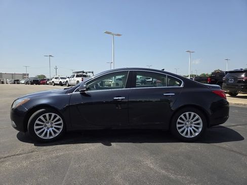 Used 2013 Buick Regal Premium FWD image 12