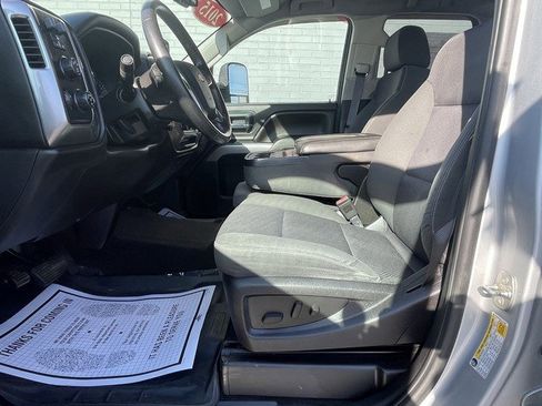 Used 2015 Chevrolet Silverado 2500 LT w/ LT Convenience Package image 13