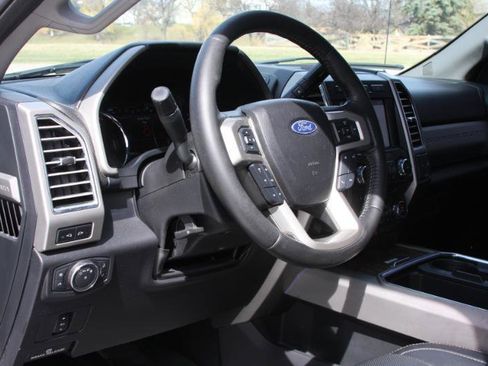 Used 2017 Ford F250 Lariat w/ Lariat Value Package image 27