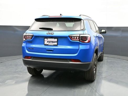 New 2026 Jeep Compass Latitude image 2