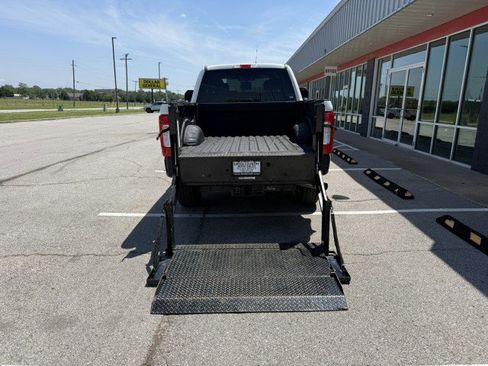 Used 2019 Ford F250 XL w/ Power Equipment Group AWD/4WD image 5