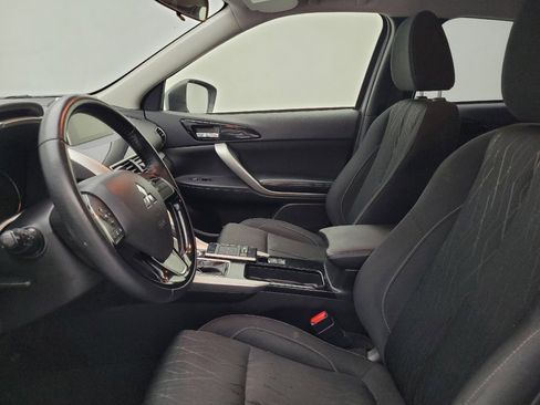 Used 2020 Mitsubishi Eclipse Cross SE AWD/4WD image 17