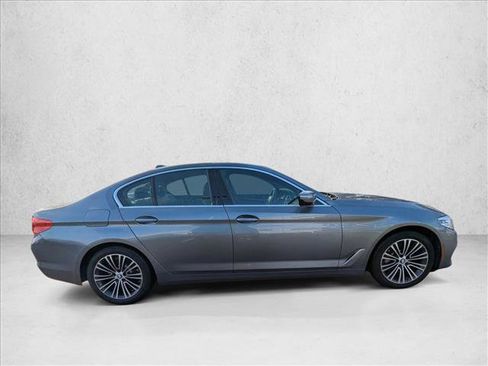 Used 2019 BMW 530i w/ Convenience Package image 4