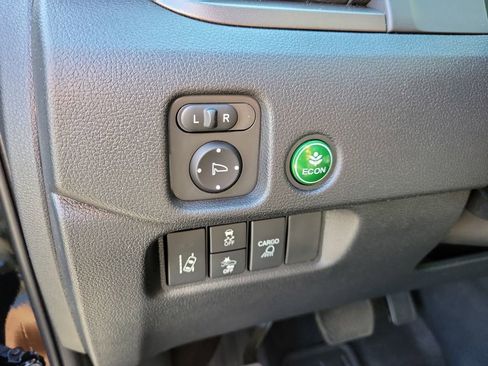 Certified 2026 Honda Ridgeline Sport image 27