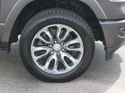 Used 2020 RAM 1500 Laramie w/ Sport Appearance Package AWD/4WD image 13