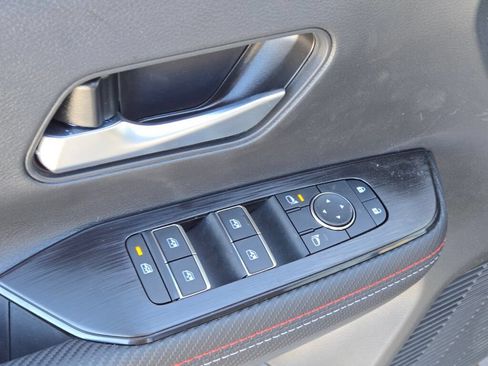 Used 2026 Nissan Kicks SR w/ Cold Weather Package AWD/4WD image 19
